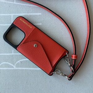 Bandolier iPhone 14 pro leather holder